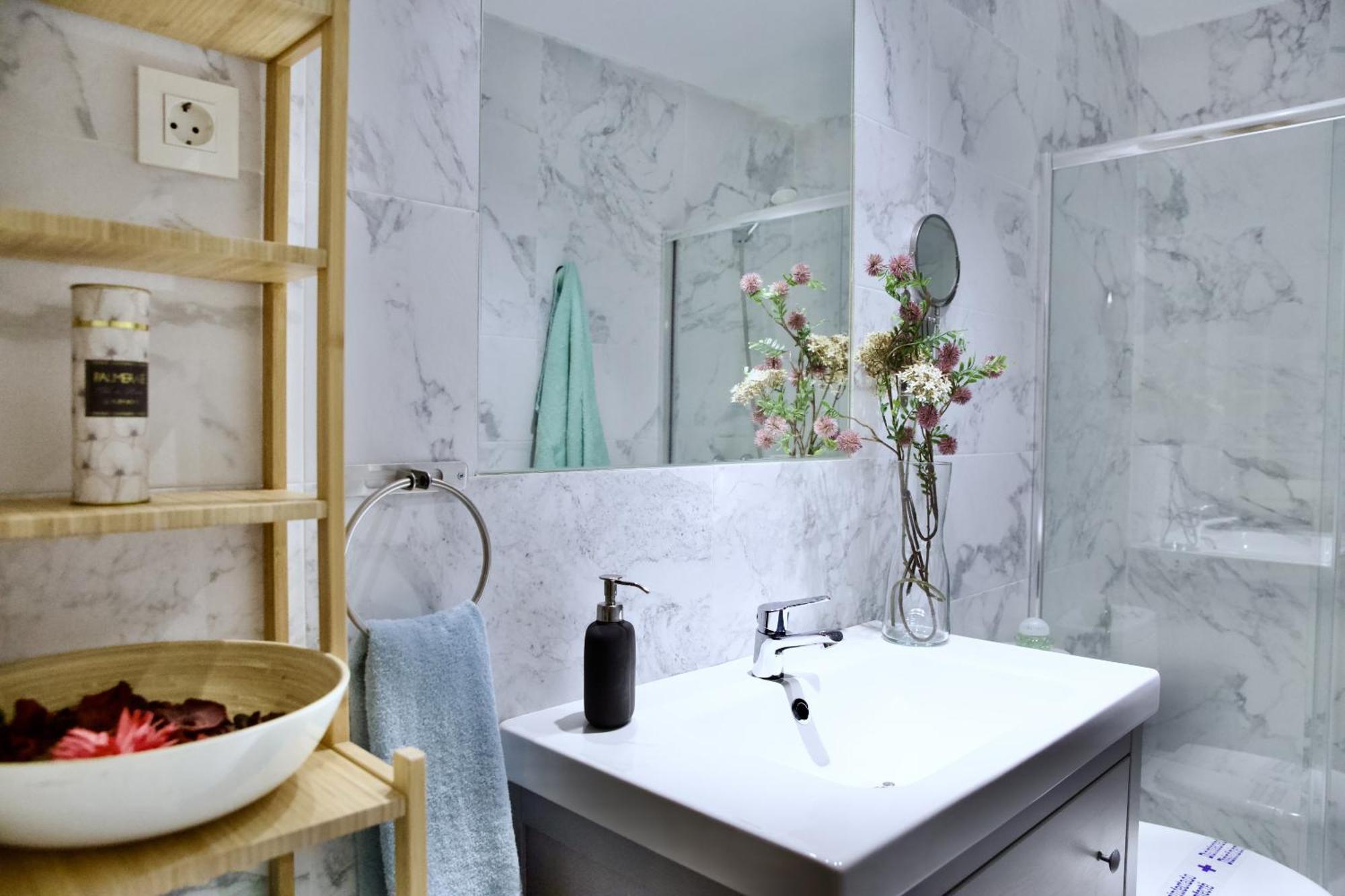 Dplace To Be - Exclusive Apartments In Historic Center Madrid Rum bild