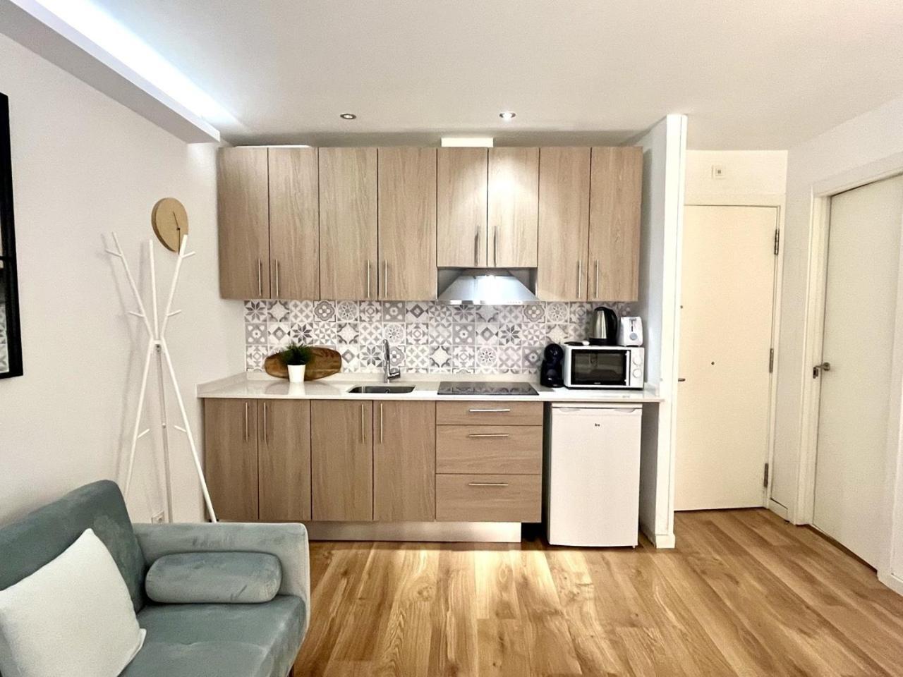 Dplace To Be - Exclusive Apartments In Historic Center Madrid Rum bild