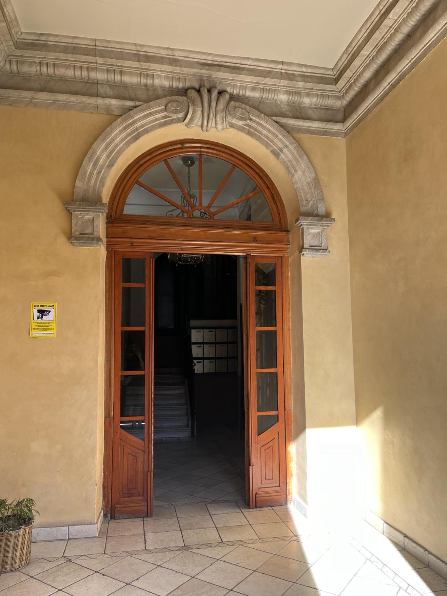 Dplace To Be - Exclusive Apartments In Historic Center Madrid Exteriör bild