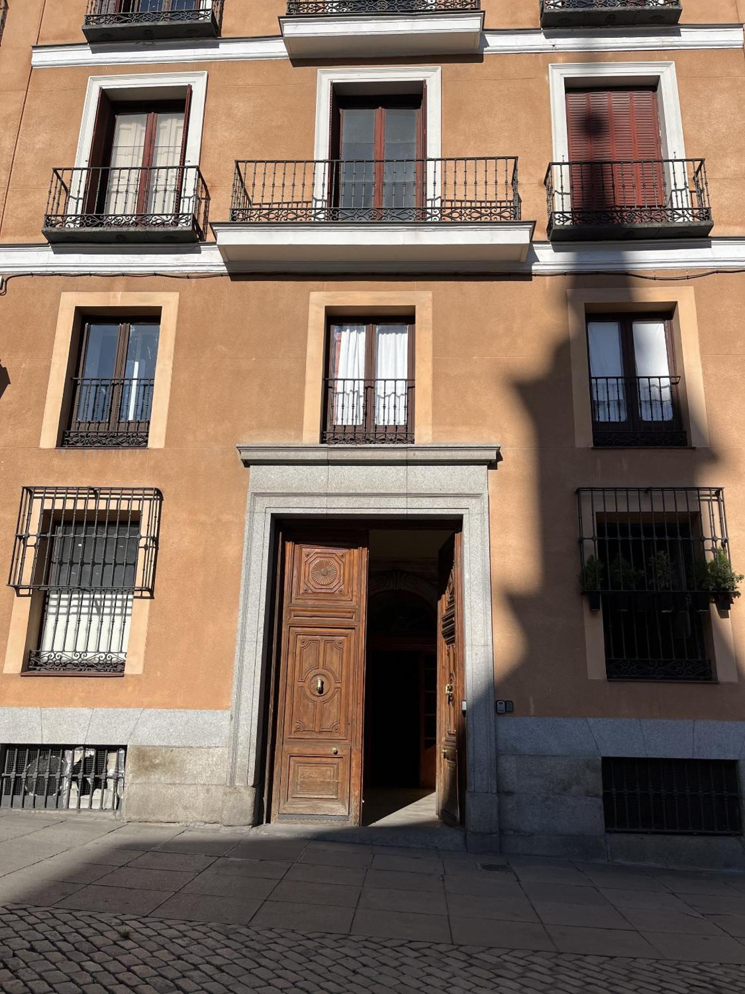 Dplace To Be - Exclusive Apartments In Historic Center Madrid Exteriör bild