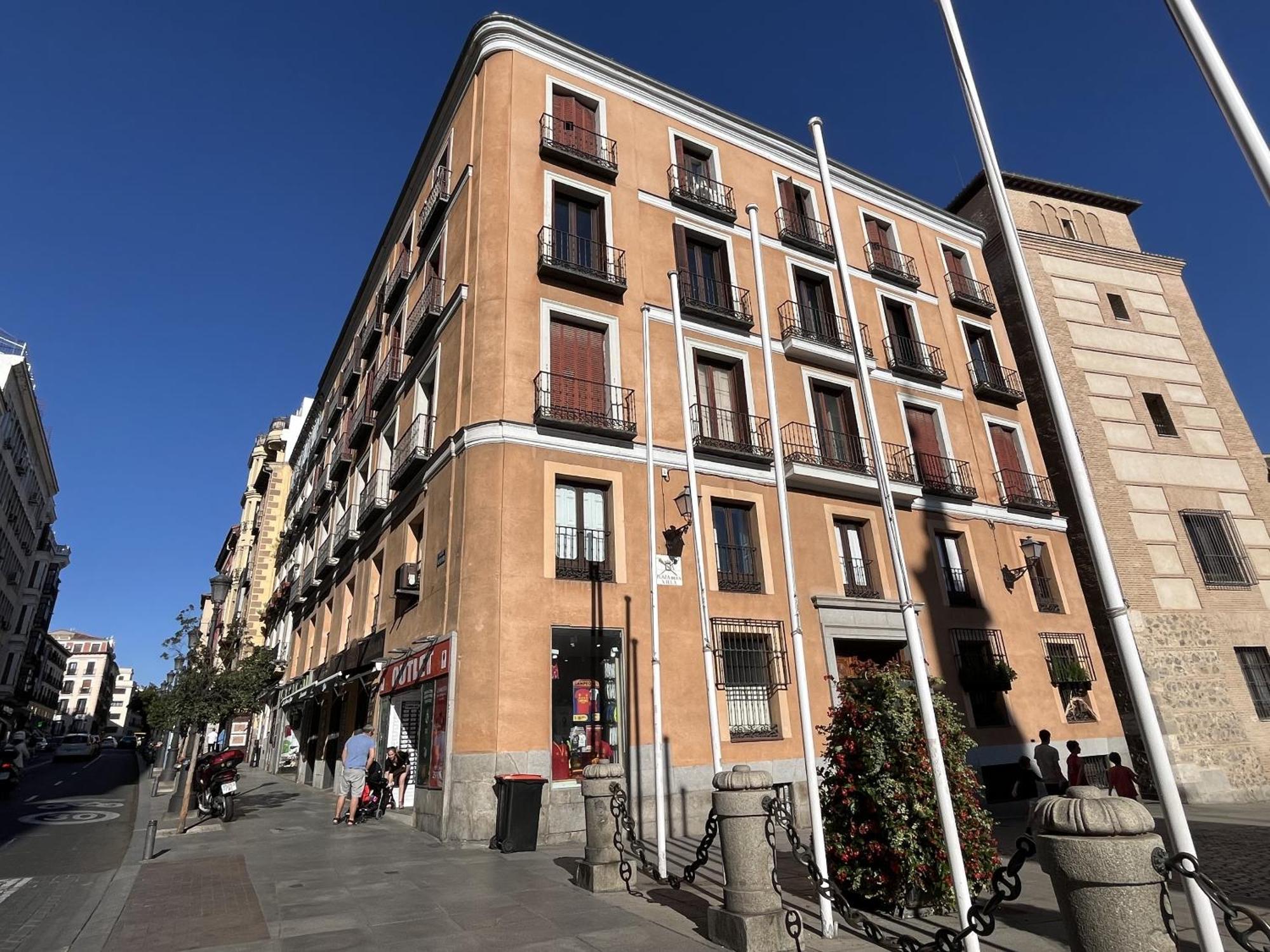 Dplace To Be - Exclusive Apartments In Historic Center Madrid Exteriör bild