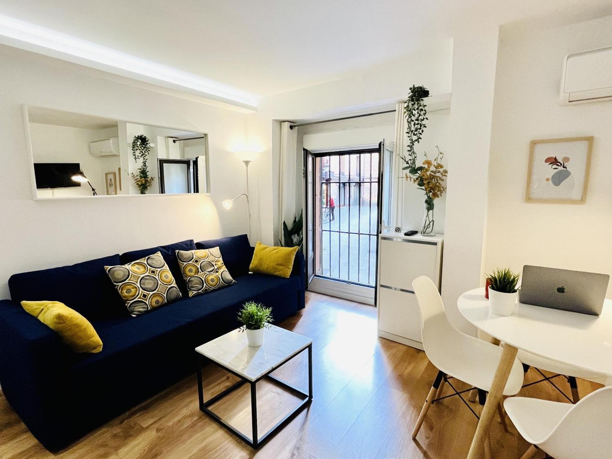 Dplace To Be - Exclusive Apartments In Historic Center Madrid Rum bild